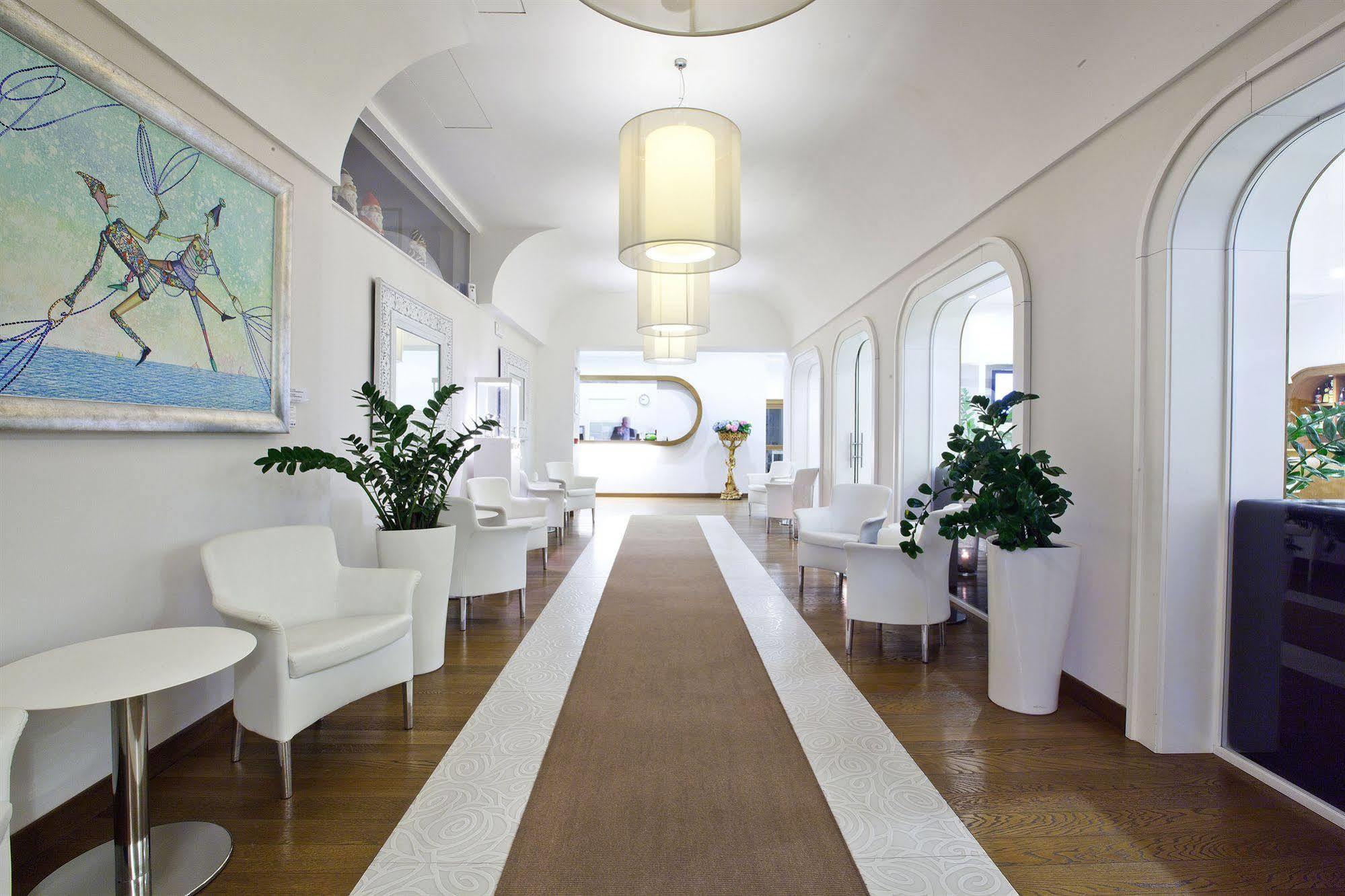 Hotel Plaza Σορέντο Εξωτερικό φωτογραφία