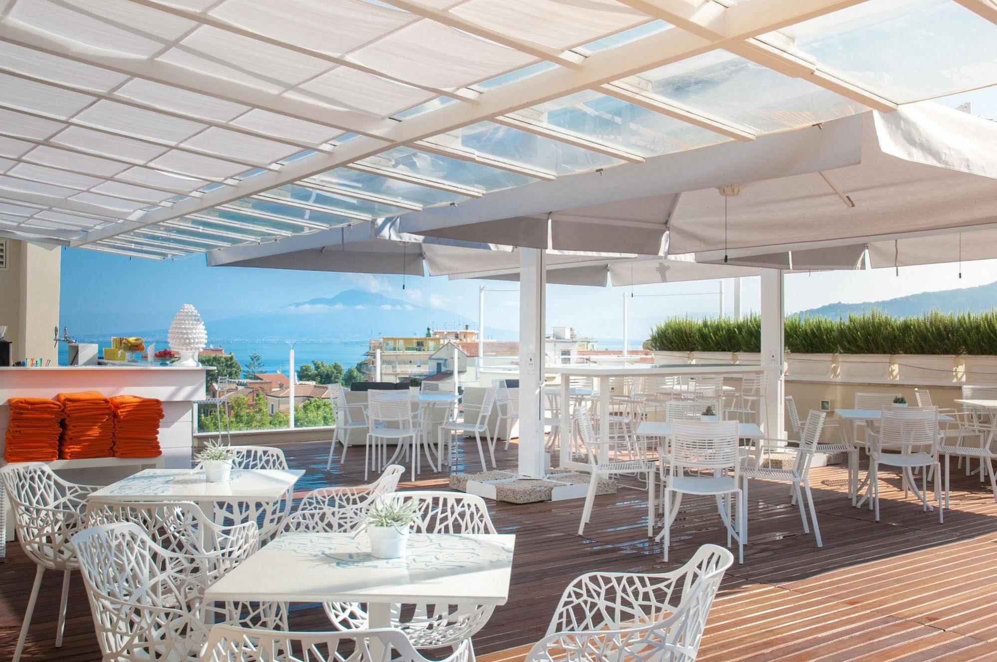 Hotel Plaza Σορέντο Εξωτερικό φωτογραφία