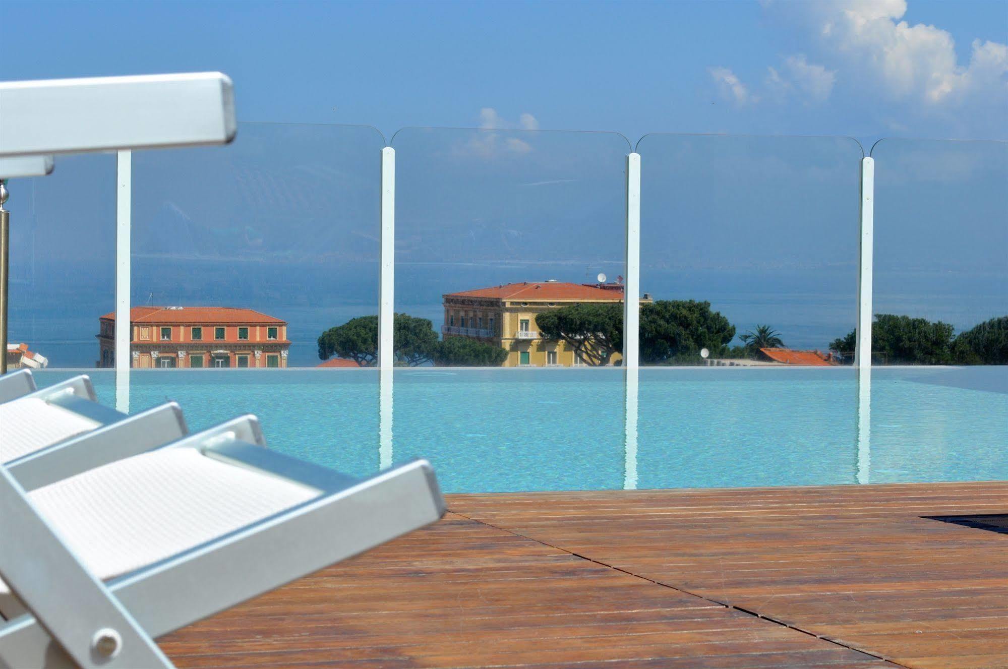 Hotel Plaza Σορέντο Εξωτερικό φωτογραφία